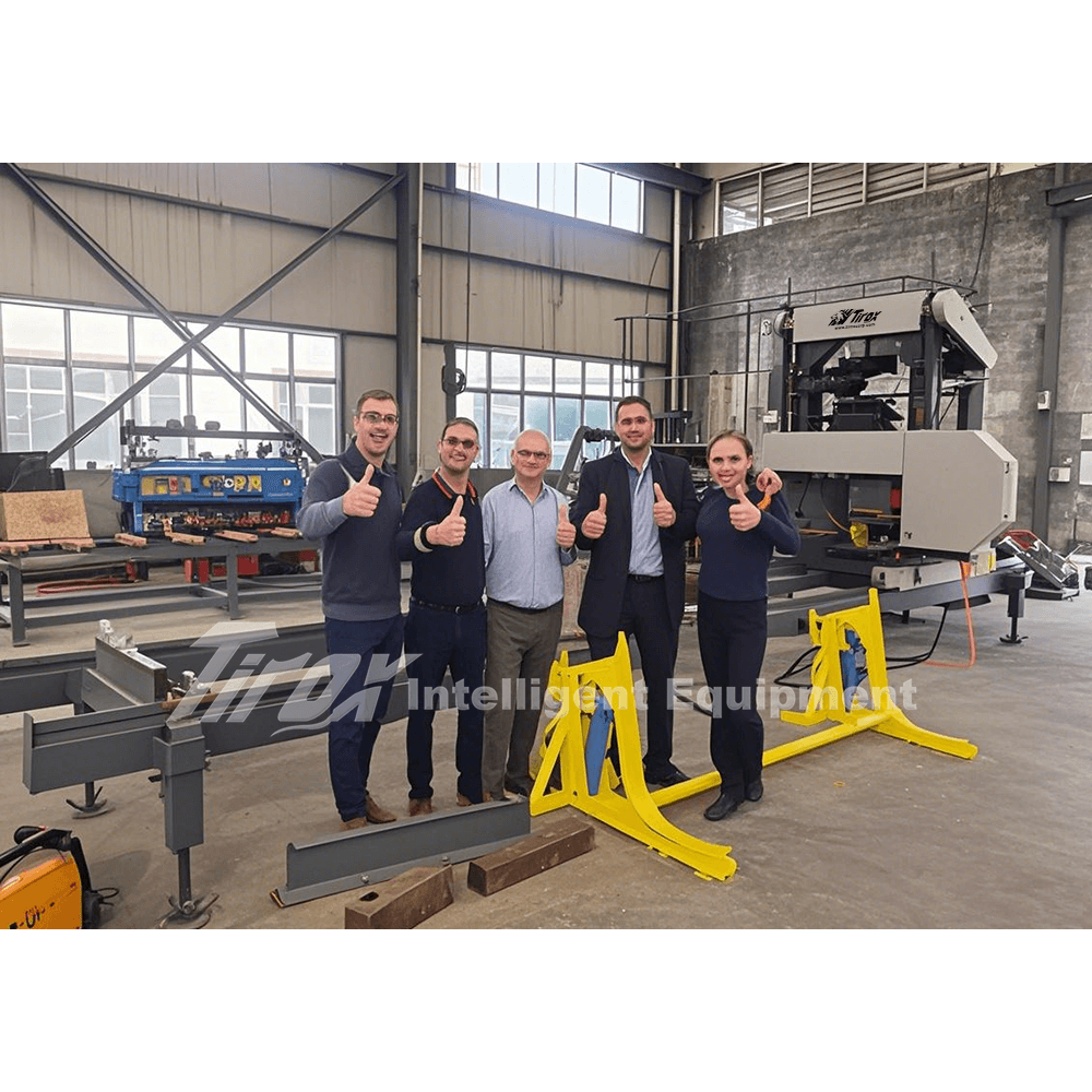 - Michael Anderson / Oregon, USA